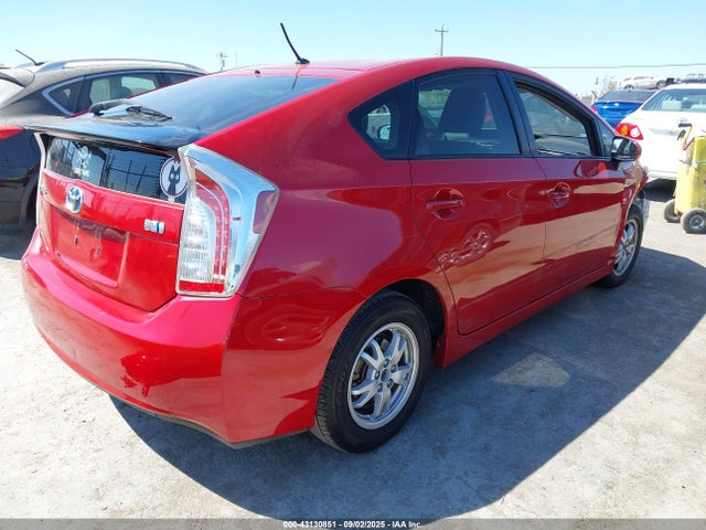 JTDKN3DU8E0372055 Toyota Prius Two