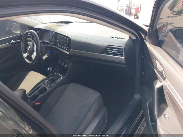 3VWN57BU5KM174918 Volkswagen Jetta 1.4t S