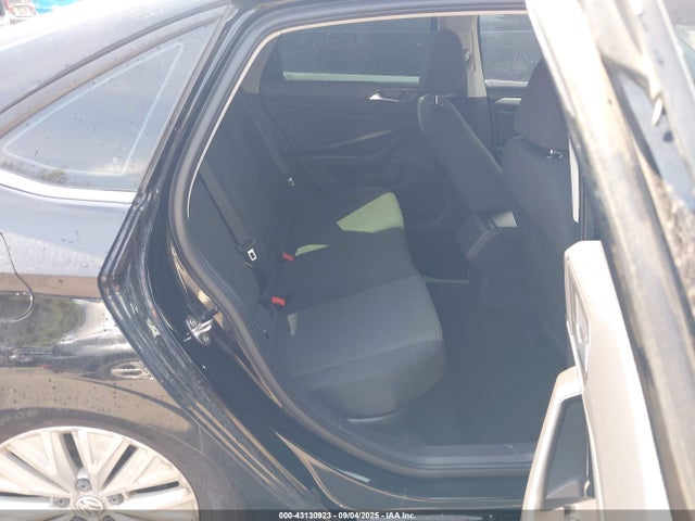 3VWN57BU5KM174918 Volkswagen Jetta 1.4t S