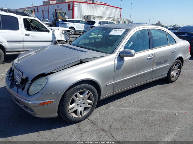 Продажа на аукционе авто 2006 Mercedes-benz E 350, vin: WDBUF56J26A760865, номер лота: 43130933