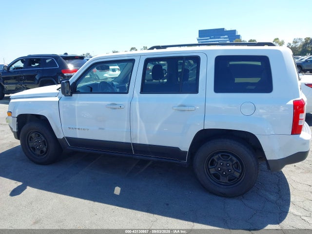 Jeep Patriot 2015 1C4NJPBB9FD377518 Image 14