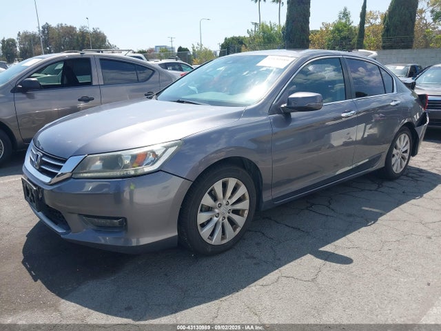 Honda k24w1 2015 1HGCR2F89FA203453 Image 2