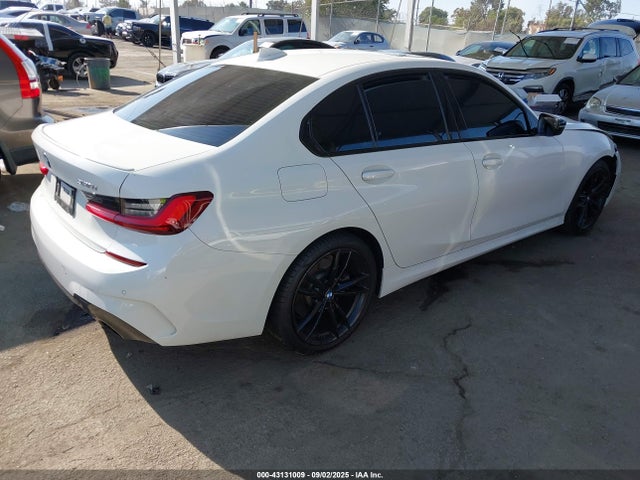 3MW5R1J05N8C41854 BMW 330I