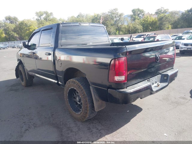 2014 RAM 1500 1C6RR7MT2ES430643 Photo 2