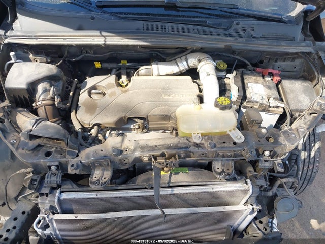 Chevrolet le2 2022 KL7CJKSMXNB527803 Image 10