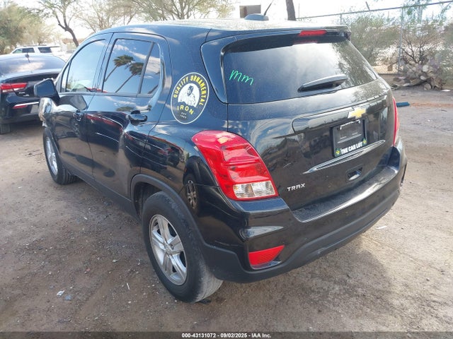 Chevrolet le2 2022 KL7CJKSMXNB527803 Image 3