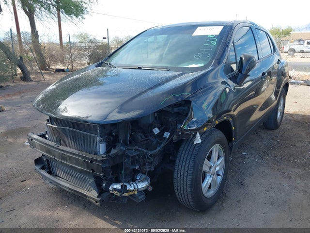 Chevrolet le2 2022 KL7CJKSMXNB527803 Image 6