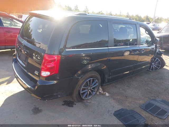 2C4RDGCG9HR581156 Dodge Grand Caravan