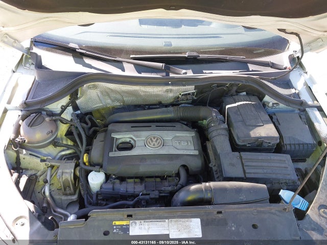 WVGAV7AX9GW501076 Volkswagen 2.0t