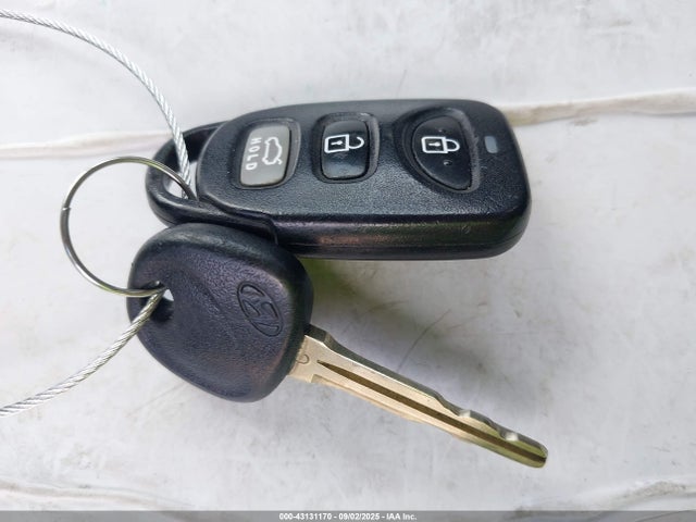 Hyundai Elantra 2017 5NPD74LF1HH063871 Image 11