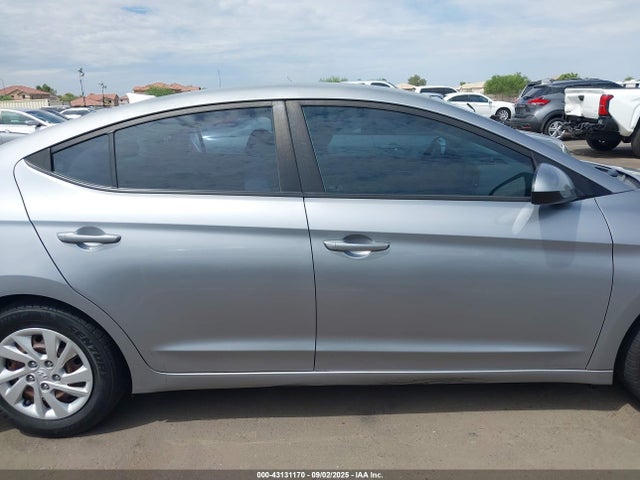 Hyundai Elantra 2017 5NPD74LF1HH063871 Image 14