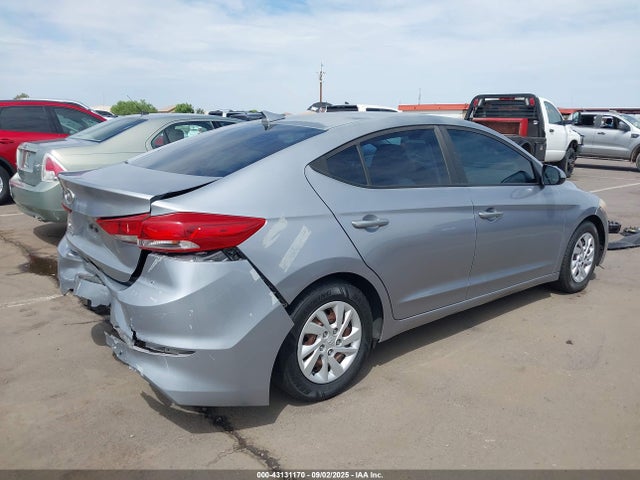 Hyundai Elantra 2017 5NPD74LF1HH063871 Image 4