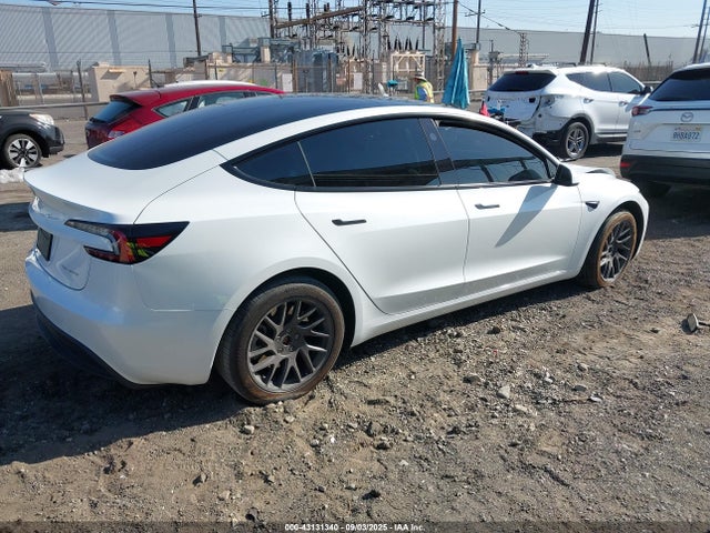 2024 TESLA MODEL 3 5YJ3E1EB3RF816536 Photo 3