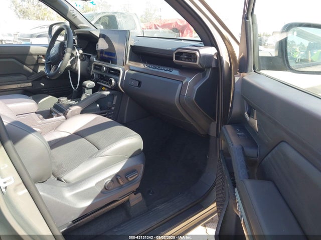 Toyota t24a-fts 2025 3TMLB5JN3SM131342 Image 5