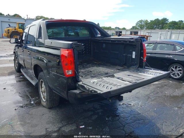 2003 CADILLAC ESCALADE EXT 3GYEK63N53G332472 Photo 2