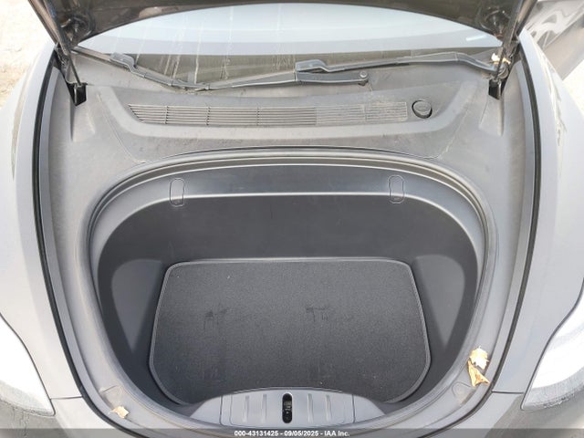 2018 TESLA MODEL 3 5YJ3E1EBXJF130840 Photo 9