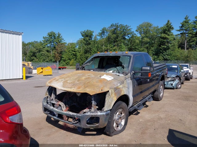Ford 2016 2016 1FT7X2B68GEC27800 Image 2
