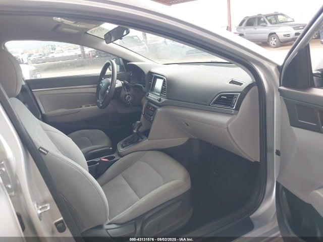 5NPD84LFXHH024726 Hyundai Elantra