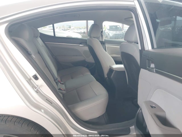 5NPD84LFXHH024726 Hyundai Elantra