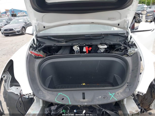 2023 TESLA MODEL Y 7SAYGDEE9PA139906 Photo 9