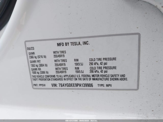 2023 TESLA MODEL Y 7SAYGDEE9PA139906 Photo 8