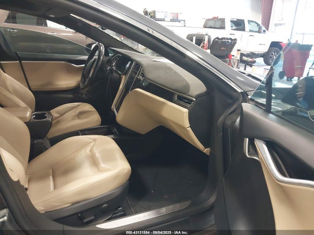 2016 TESLA MODEL S 5YJSA1E29GF145961 Photo 4