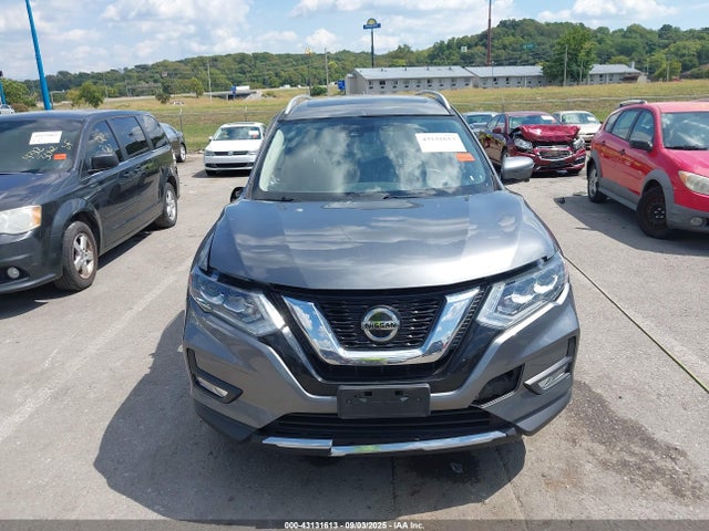 JN8AT2MV4JW305467 Nissan 2018
