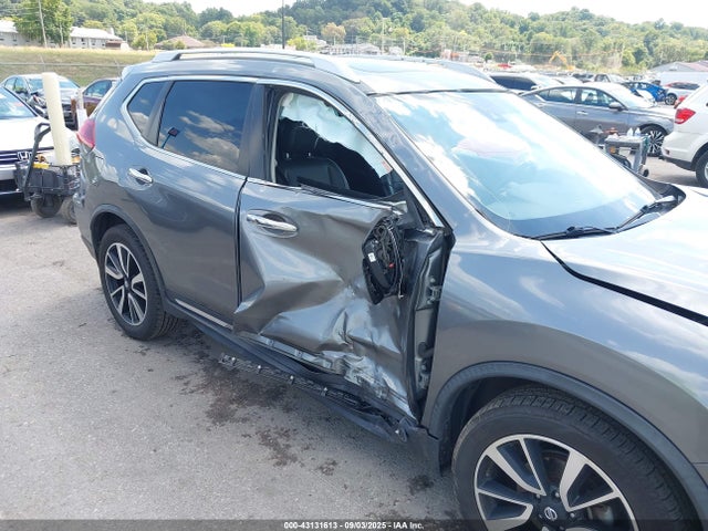 JN8AT2MV4JW305467 Nissan 2018