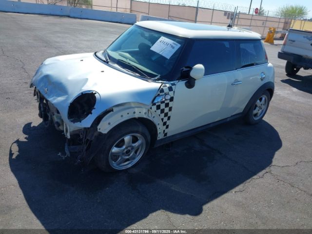 2009 MINI COOPER S WMWMF73599TW87858 Photo 1