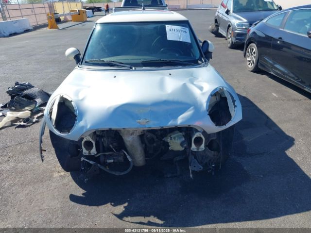2009 MINI COOPER S WMWMF73599TW87858 Photo 5