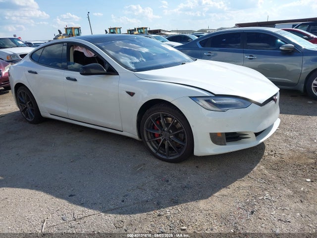 2016 TESLA MODEL S 5YJSA1E11GF159263 Photo 0