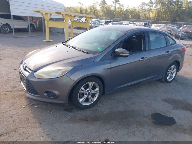 Ford 2014 2014 1FADP3F25EL244682 Image 2
