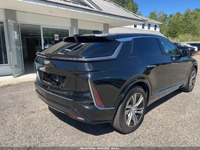 2024 CADILLAC LYRIQ 1GYKPPRLXRZ110762 Photo 3