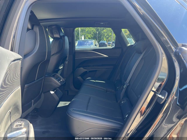 2024 CADILLAC LYRIQ 1GYKPPRLXRZ110762 Photo 7