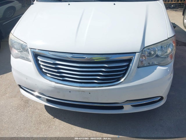 Chrysler Town and Country 2016 2C4RC1BG4GR213368 Image 6