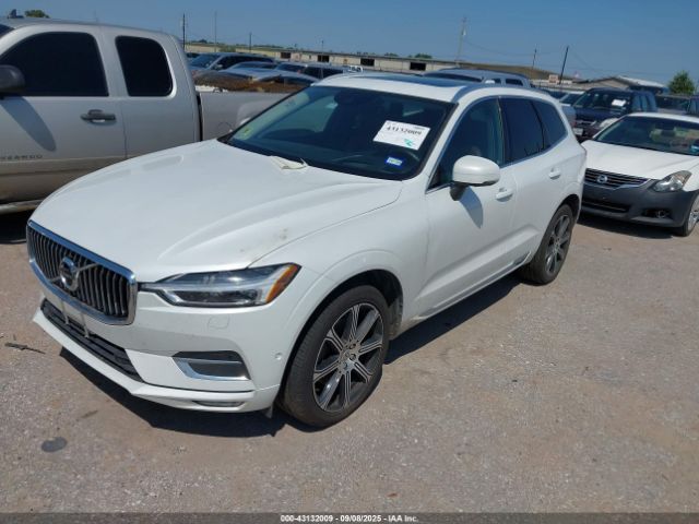 2018 VOLVO XC60 LYVA22RL1JB121857 Photo 1