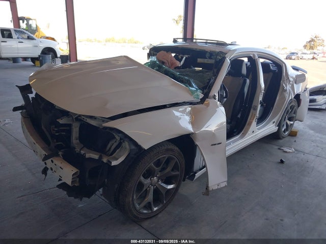 2C3CDXCT3FH848415 Dodge 2015