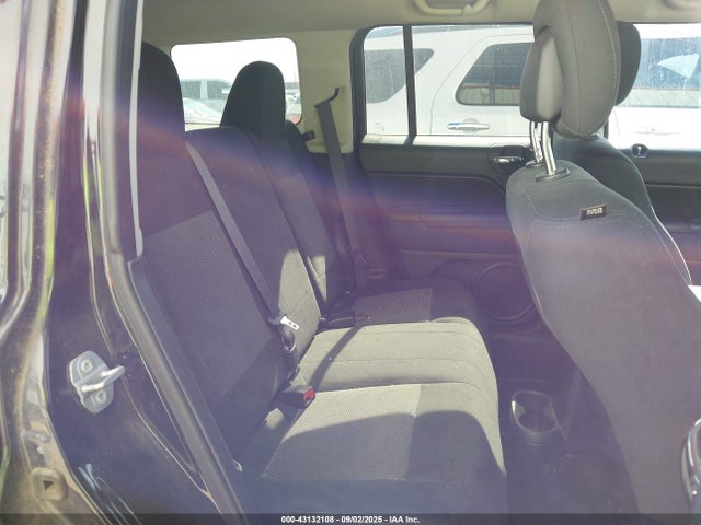 1C4NJRFB3GD657426 Jeep Patriot