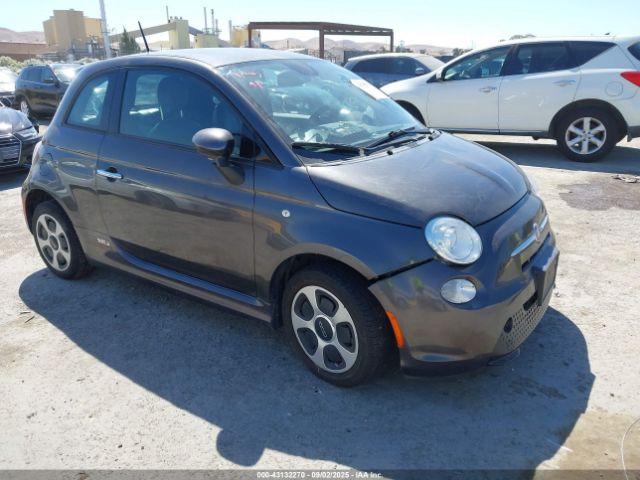2015 FIAT 500E 3C3CFFGE0FT570273 Photo 0