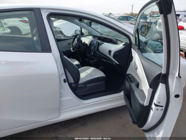 2022 TOYOTA PRIUS JTDKAMFU4N3172609 Photo 4