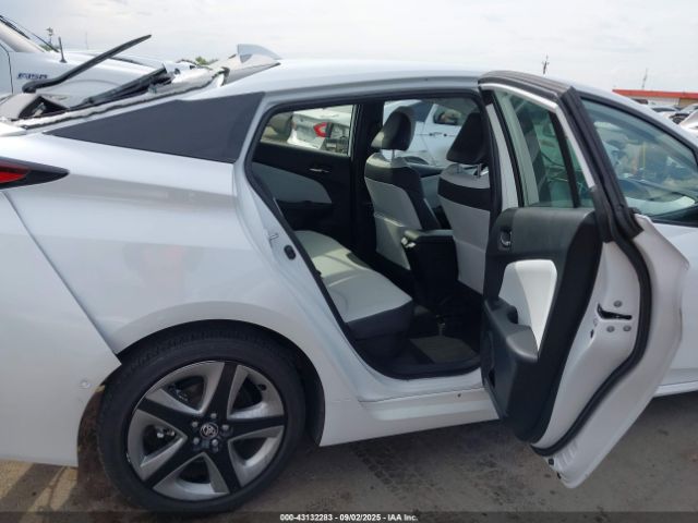 2022 TOYOTA PRIUS JTDKAMFU4N3172609 Photo 7