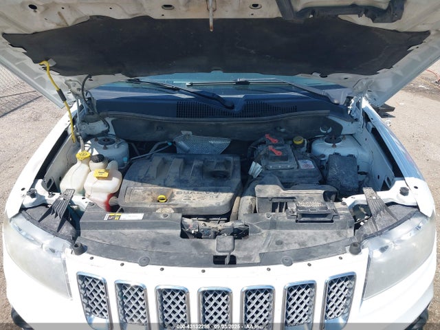 Jeep Compass 2016 1C4NJDEB6GD685595 Image 10