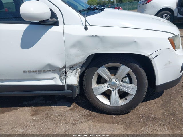 Jeep Compass 2016 1C4NJDEB6GD685595 Image 6