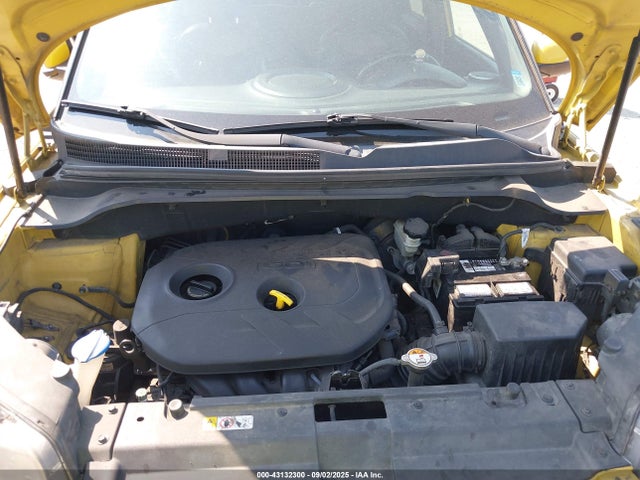 KIA dohc gdi nu 2014 KNDJX3A51E7011258 Image 10