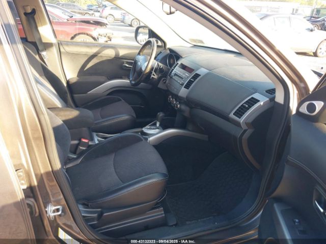 2013 MITSUBISHI OUTLANDER JA4JT3AW2DU012157 Photo 4