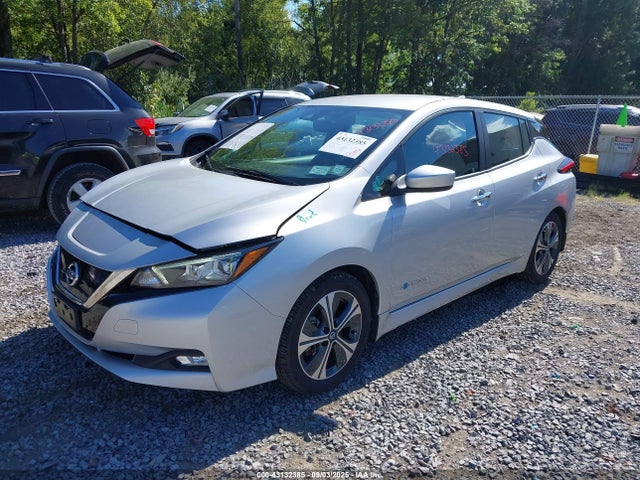 Nissan Leaf 2018 1N4AZ1CP3JC309184 Image 2
