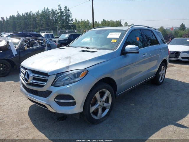 Mercedes-Benz m276 2016 4JGDA5JB1GA670295 Image 2