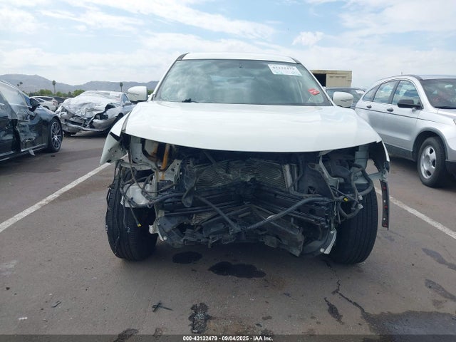 5N1AT2MV6FC885062 Nissan Rogue
