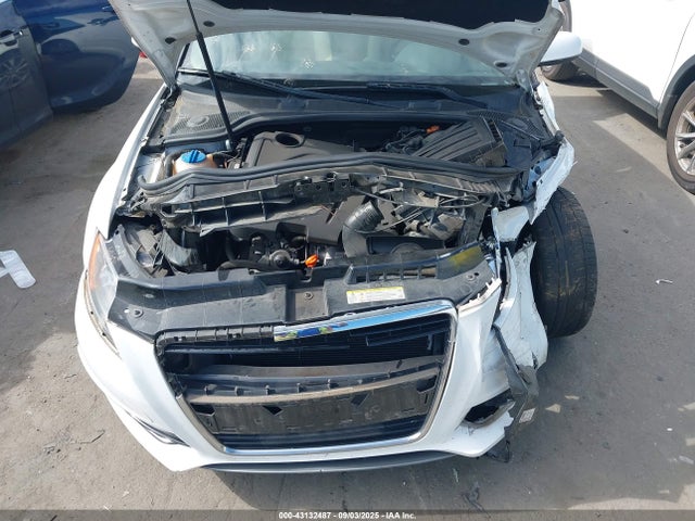 2011 AUDI A3 WAUBJAFM7BA140207 Photo 9