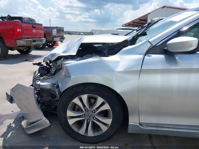 Honda k24w1 2014 1HGCR2F31EA095848 Image 16